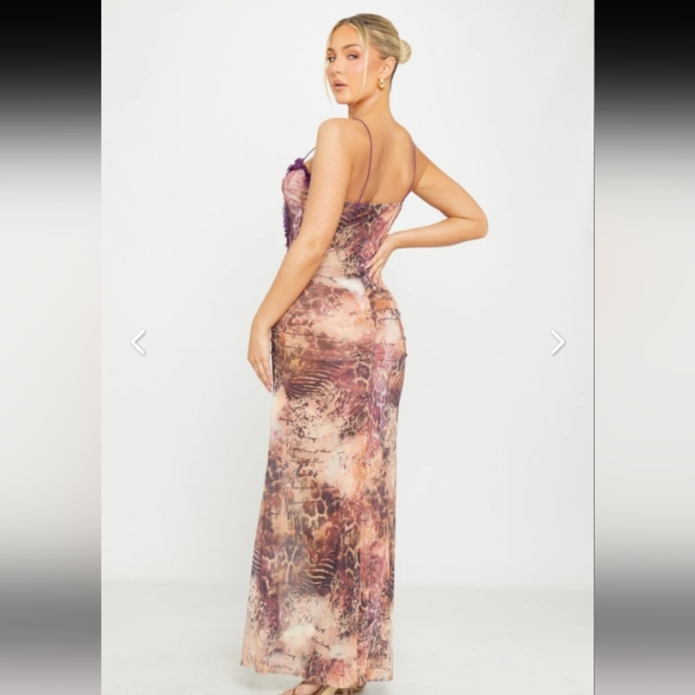 Elegant Backless Dress in Purple and Brown - Picture 3 of 10